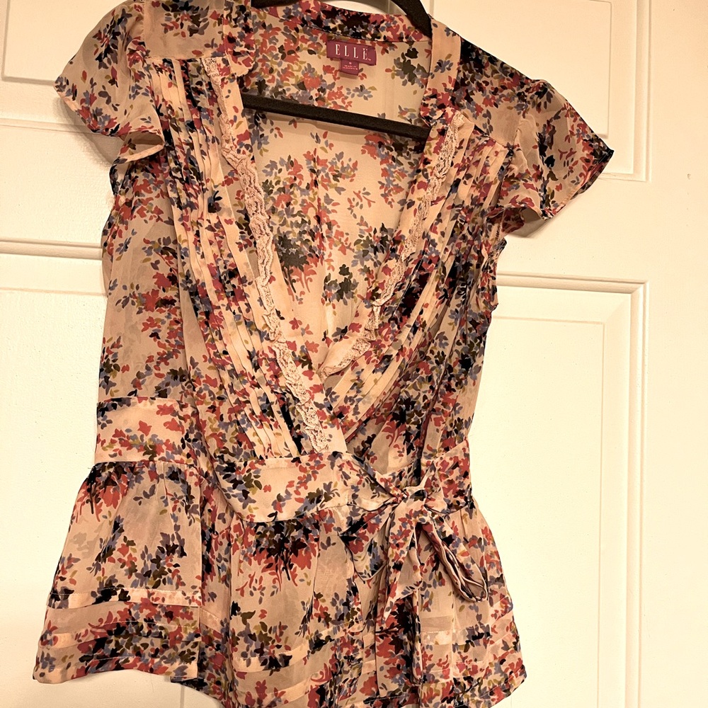 Elle wrap blouse size S